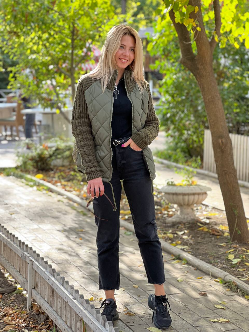 Elise — Mid-length quilted jacket with high collar